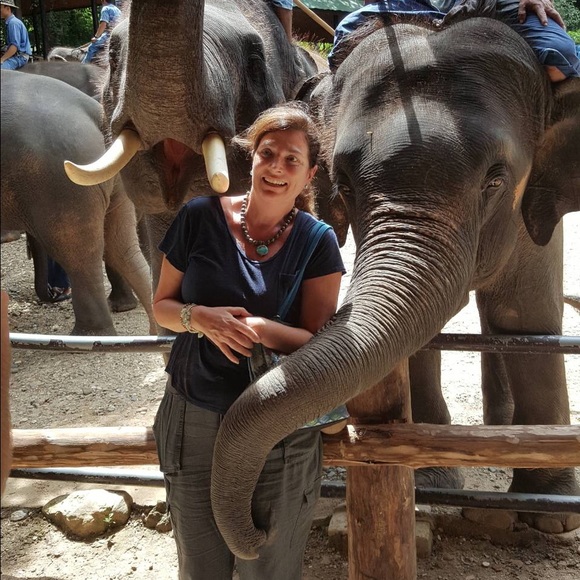 Meet your Posher, Sheri - Picture 1 of 1